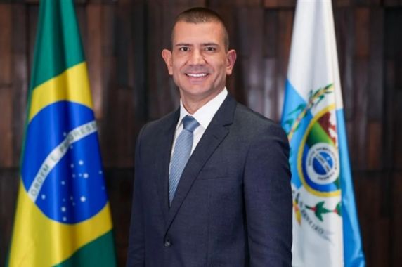 Ruas é declarado eleito governador do Rio após recontagem de votos