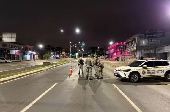 Crime ocorreu no início da madrugada desta sexta-feira (16)