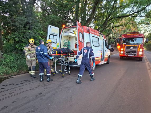 Colisão entre duas vans deixa feridos na ERS-155, em Ijuí, na manhã desta terça-feira - foto 2