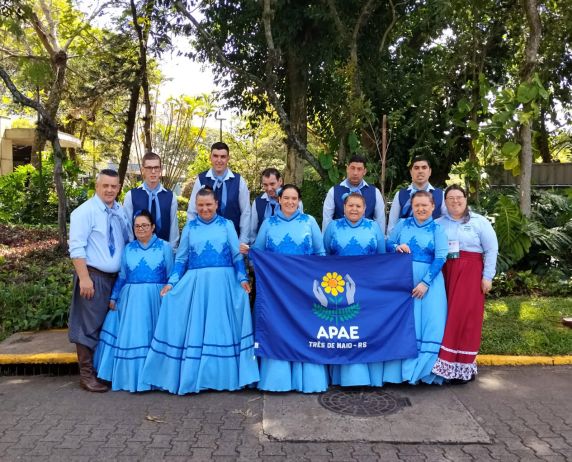 Alunos da Apae de Três de Maio se apresentam no XI Festival Estadual Nossa Arte - foto 3