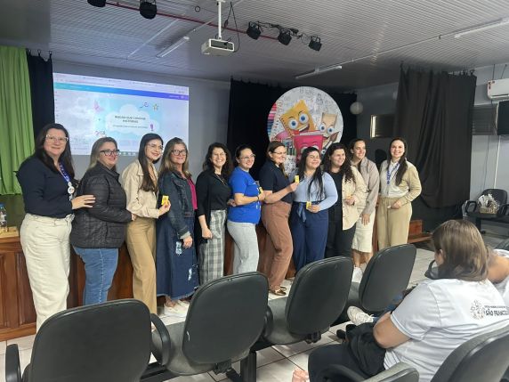 Seminário reúne educadores de Alegria, Independência e Três de Maio para debater a Educação Infantil - foto 4