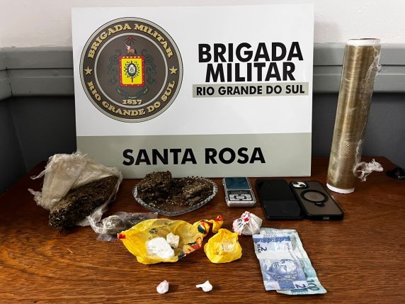 Brigada Militar apreendeu maconha, cocaína, crack, dinheiro e celulares no bairro Timbaúva
