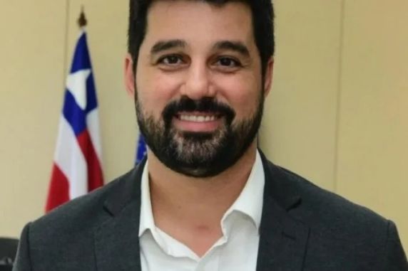 Decisão do TRE da Bahia também determina a circulação integral da frota de transporte público e estabelece multa de R$ 1 milhão por hora em caso de descumprimento.