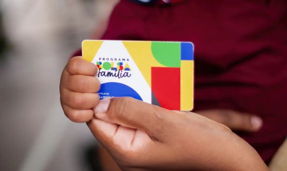 Secom afirma que Bolsa Família e Gás do Povo seguem em funcionamento e orienta população a consultar canais oficiais