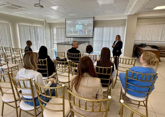 Visita técnica do MEC ao Hospital Vida & Saúde avaliou estrutura e serviços para implantação de residência em Física Médica; aprovação dependerá de relatório técnico